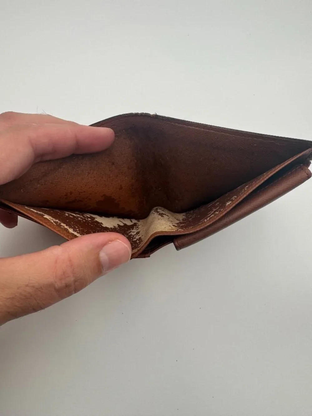 Louis Vuitton Monogram Men's Bifold Wallet